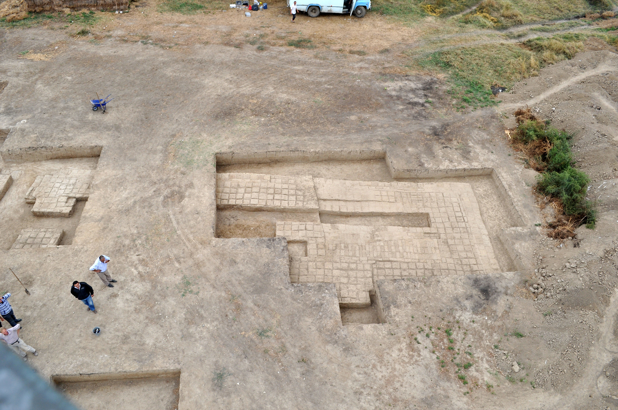 Photo: Aufsicht auf das freigelegte Treppenhaus